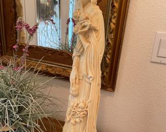 #7-$150 Pair of Japanese figurines (composite) 25x5W