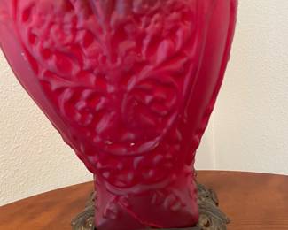 #64-$100 Gone with the Wind glass lamp 20x10 