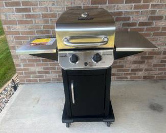Char-Broil Gas Grill with tank