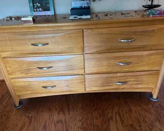 Honey Tone Bedroom Dresser
