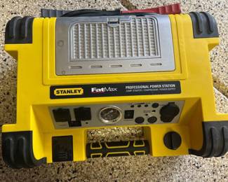 Stanlet FatMax Professional Power Station