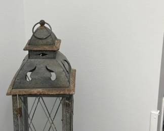 Lantern stand
