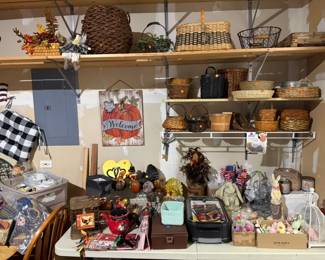 Baskets, Easter and Thanksgiving Decor