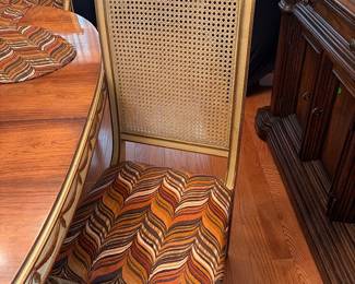 6 dinning rooms cane back chairs
