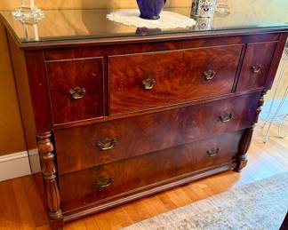 Flame Mahogany Sheraton Sideboard/Dresser