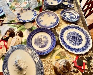 Misc. Blue Willow & Blue & White Transferware