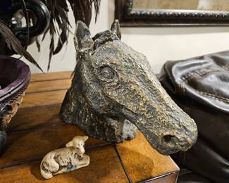 Horse head bust statue
