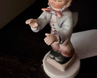 Goebel M.I. Hummel “Band Leader” Figurine 🎼