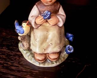 Goebel M.I. Hummel “Wayside Harmony” Figurine 