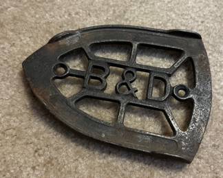 Vintage Cast Iron B & D Sadiron Trivet