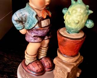 Goebel M.I. Hummel “Cactus Conductor” Figurine 🌵