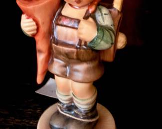 Goebel M.I. Hummel “Globe Trotter” Figurine 