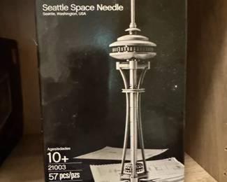 LEGO Architecture Space Needle NEW In Box