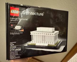 LEGO Architecture Lincoln Memorial NEW In Box
