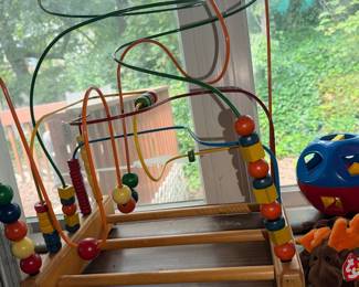 Wooden bead maze toy
