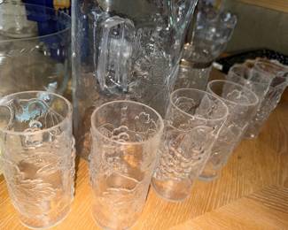 Vintage barware drinking glasses with embossed pattern