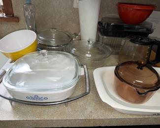 Pyrex and corning ware