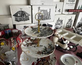Williams Sonoma three tier ‘Night Before Christmas’ plates