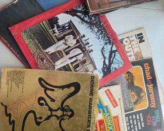 Vintage albums 78 and 45s