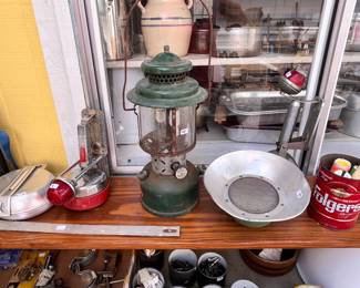 COLEMAN LANTERN