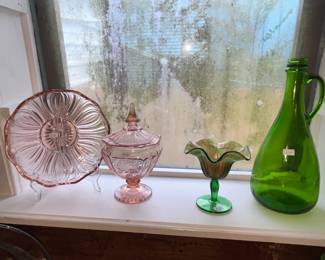 PINK GLASSWARE