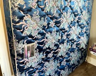 BEAUTYREST KING MATTRESS SET
