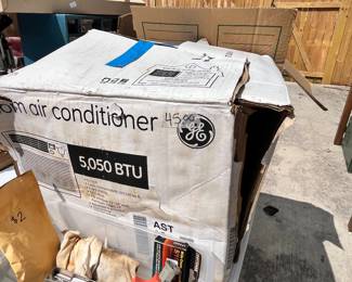 GE AIR CONDITIONER IN BOX