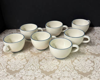 Lot 87: 6 Pfaltzgraff Yorktowne Mugs