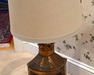 Lot 43: Vintage Nautical Ship Lamp