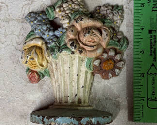 Lot 70: Cast Iron Floral Basket Doorstop