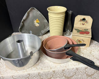 Lot 75: Vintage Miscellaneous Lot