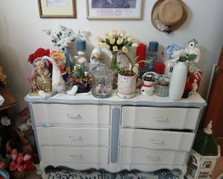 Picker's Sale