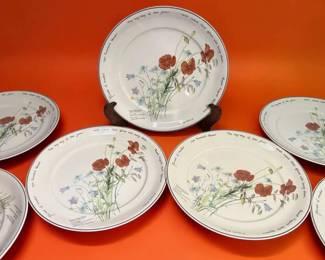 Noritake The Country Diary of an Edwardian Lady Plate Set