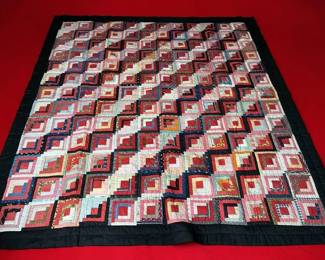 Log Cabin Patchwork Quilt
