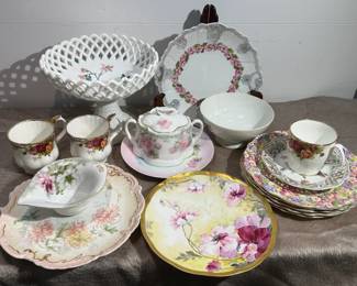 James Kent Apple Blossom Chintz Dinner Plates  Other Porcelain 