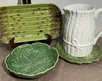 Vegetablethemed ceramic serve ware