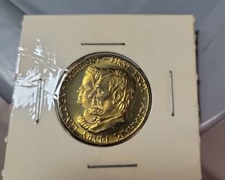 Bicentennial 1976 collector coin
