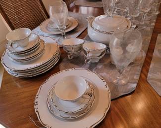 Ucago "Heirloom" China