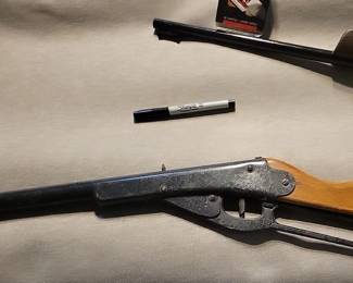 Daisy BB Guns