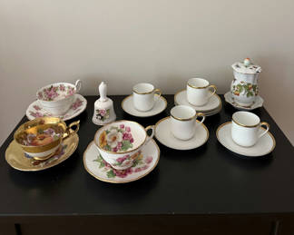 Lot 48: Vintage Tea Party Lot
