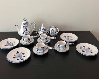 Lot 14: Child’s Tea Set