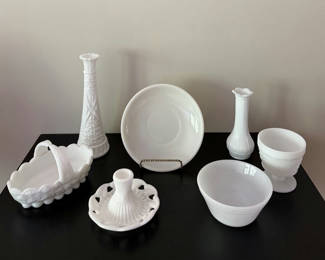 Lot 33: Vintage Milk Glass - 7 Pieces