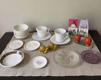 Lot 4: Vintage Smalls Lot