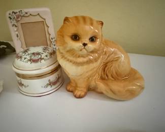 goebel Cat 