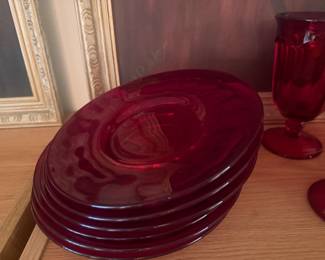 Set 6 Ruby Plates
