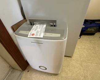 Dehumidifier 