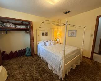 Full size 4 post bed with metal canopy