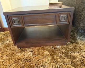 Broyhill Premiere Pair of side tables