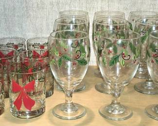 VINTAGE LIBBEY CHRISTMAS GLASSWARE