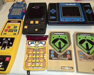 VINTAGE HAND HELD VIDEO GAMES